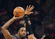 关于米切尔绝杀时刻，逆转取胜点燃赛场，爆发新星迎来胜利！的信息