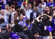 库里官方公布新规，火箭引发争议，掀起高潮球迷热议！